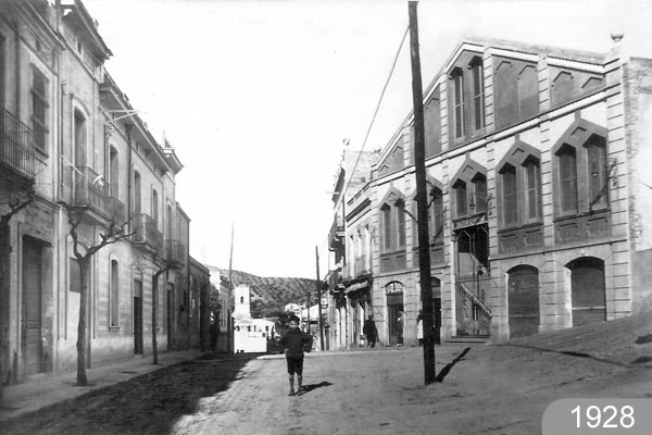 1928
